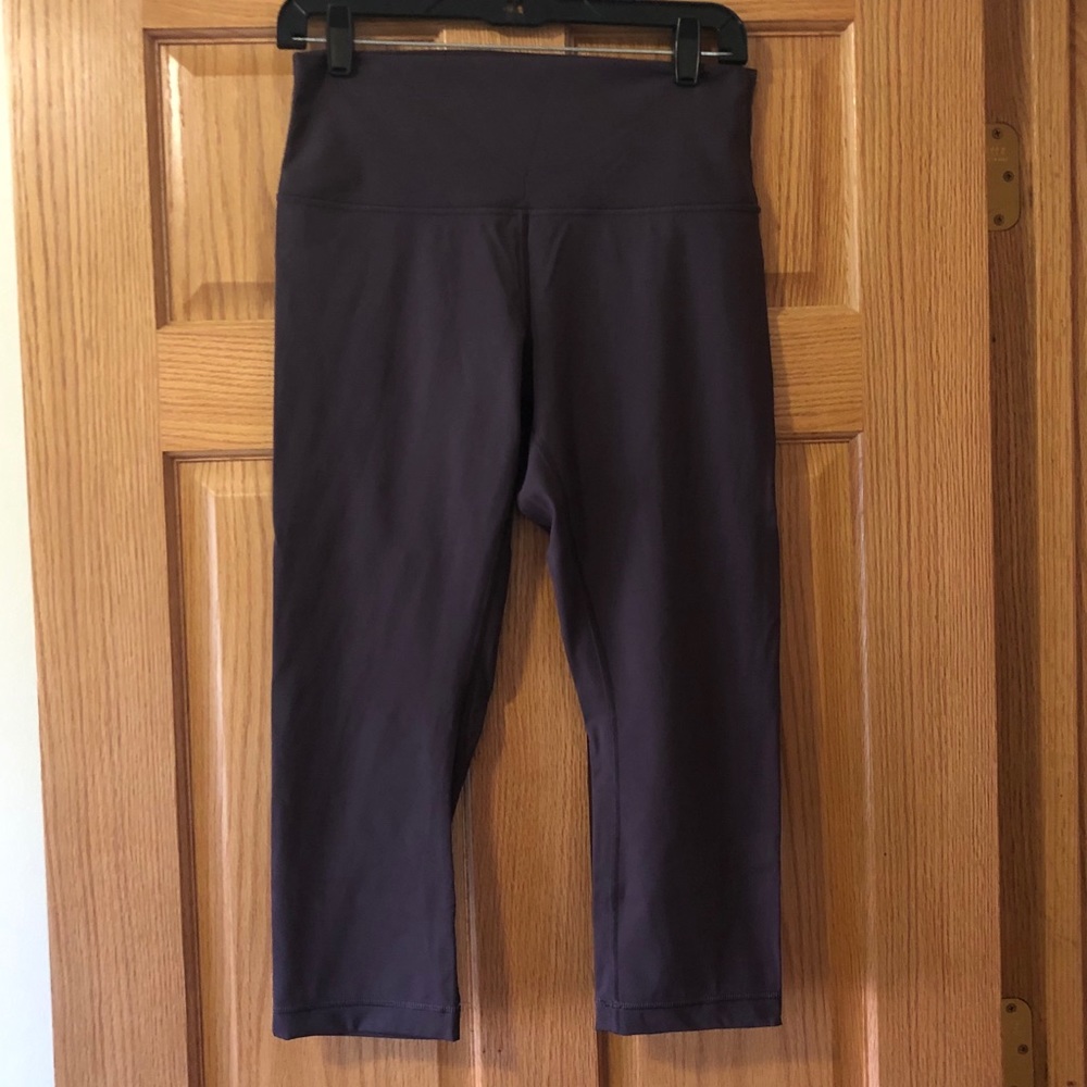 Women’s Lululemon Align Crop Pants Purple Size 10